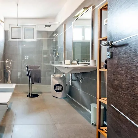 Apartament Cave *